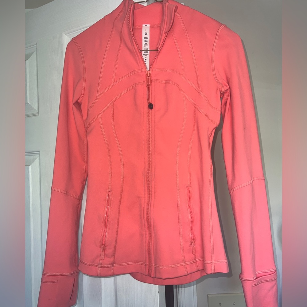 Lululemon Define Jacket Size 2 Raspberry Cream